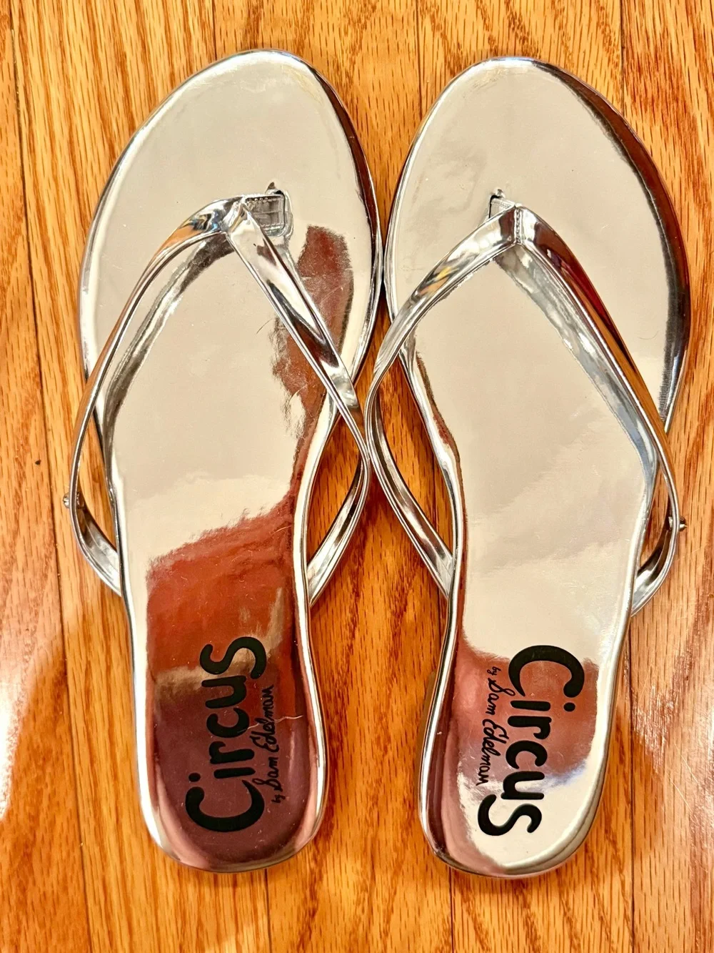 Circus by Sam Edelman shiny metallic